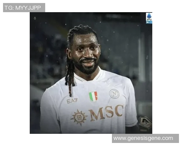 世界杯精彩对决曼联与那不勒斯战成平局帽子戏法引发全场热潮